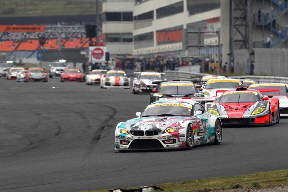 2011年SUPER GT 第7戦レースの写真
