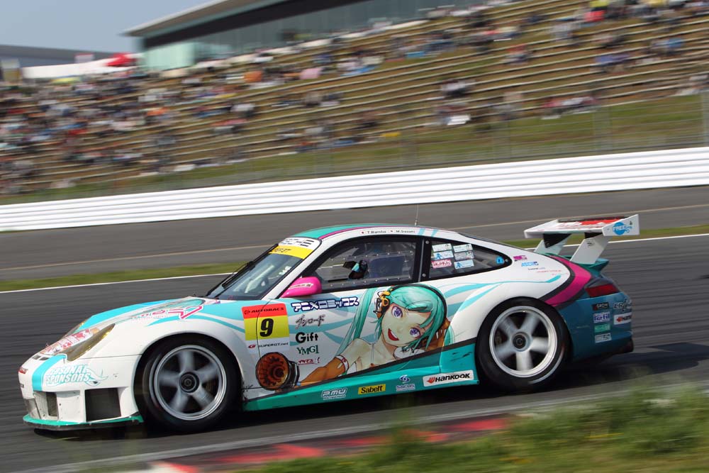 2010年SUPER GT 第3戦レースの写真