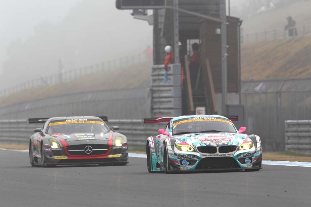 2013年SUPER GT 第8戦レースの写真